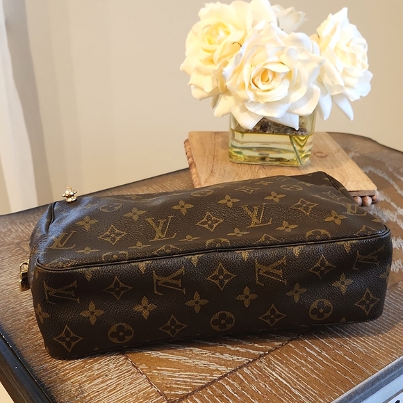LOUIS VUITTON Trousse 28 Monogram Vintage Bag - Picture 6 of 13